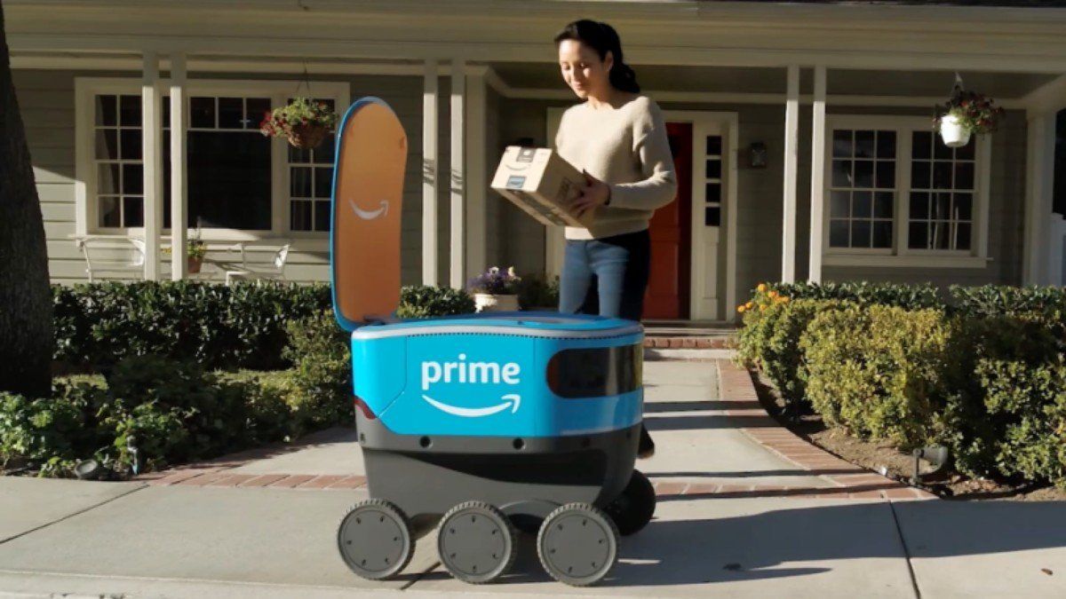 Amazon đưa robot giao hàng tự động vào hoạt động giúp rút ngắn thời gian giao hàng - ứng dụng của chuyển đổi số hoạt động Marketing